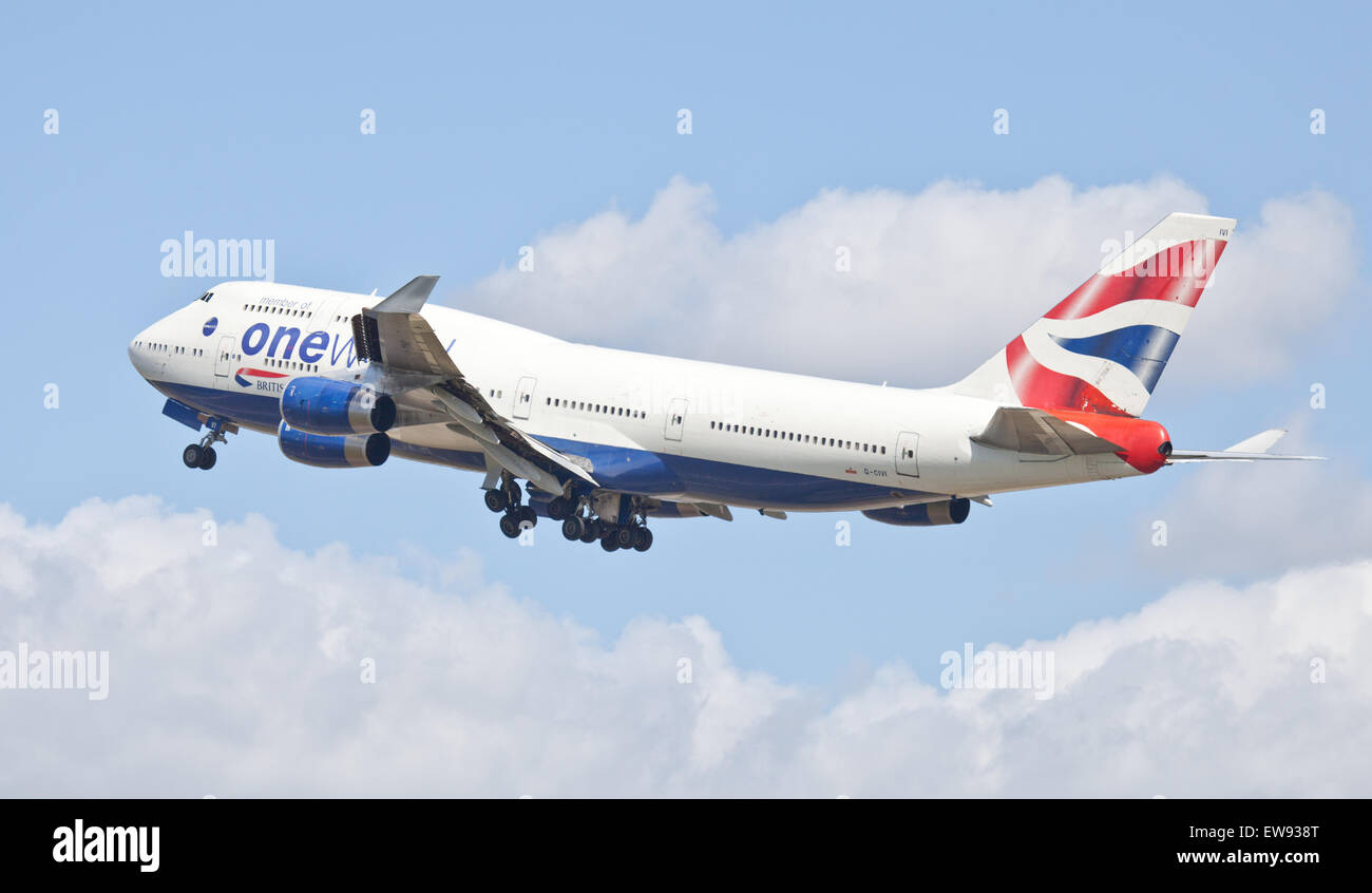 British Airways Boeing 747 G-LIBE in partenza dall'aeroporto di Heathrow LHR Foto Stock