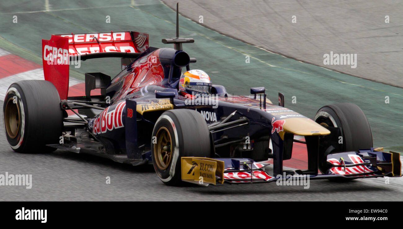 Jean-Éric Vergne ha testato la Toro Rosso STR8 durante la pre-stagione di Formula 1 2013 sul circuito di Catalunya. Foto Stock