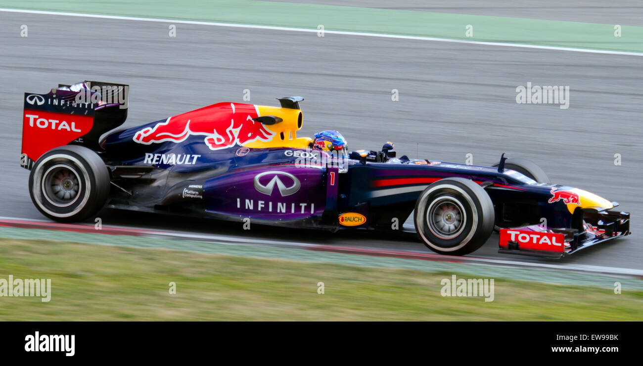 Sebastian Vettel ha partecipato ai test pre-stagionali di Formula 1 2013 sul circuito di Catalunya dal 19 al 22 febbraio. Il giorno 1-1 si riferisce al primo giorno delle sessioni di test. Foto Stock
