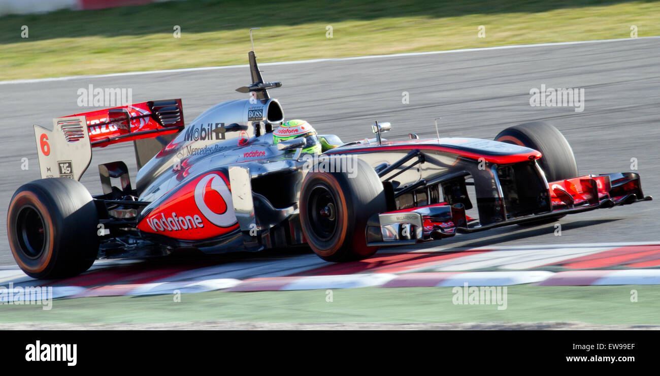 Questa immagine mostra il pilota di Formula 1 Sergio Perez durante il test Catalogna 2013 a febbraio. Il test è stato un importante evento pre-stagione, in cui piloti e team hanno valutato le prestazioni delle loro auto e hanno effettuato le modifiche finali prima dell'inizio della stagione di corse. Foto Stock