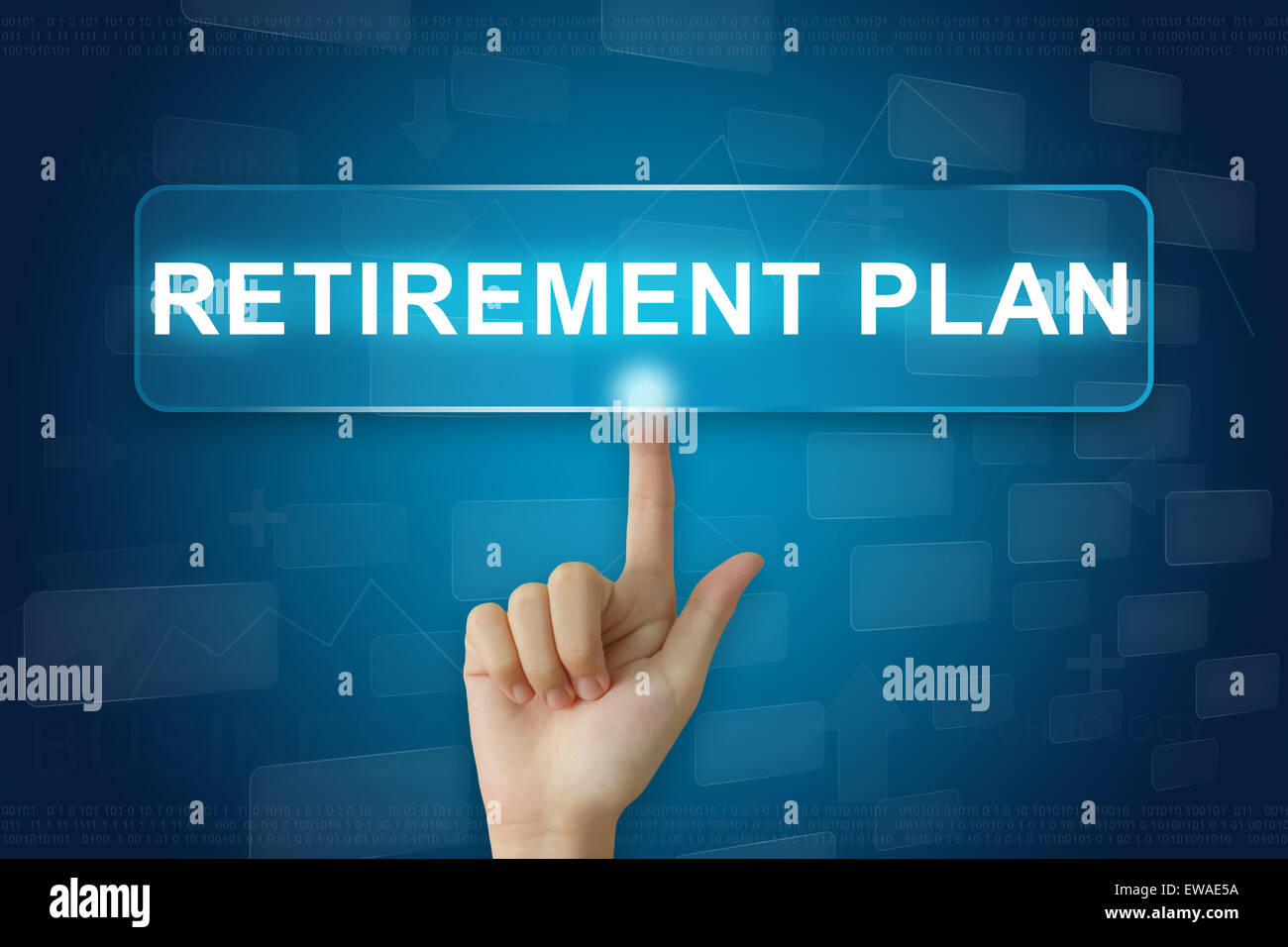 Premere a mano sul piano di pensionamento pulsante sullo schermo virtuale Foto Stock