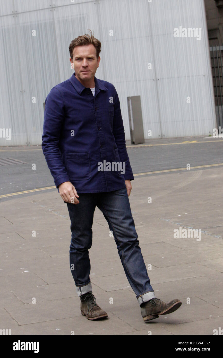 Edimburgo, Scozia, Regno Unito. Il 21 giugno, 2015. Ewan McGregor sta frequentando la Edinburgh International Film Festival per promuovere due film essendo mostrata al festival, ultimi giorni nel deserto e la bambola e em. Credito: Richard Dyson/Alamy Live News Foto Stock