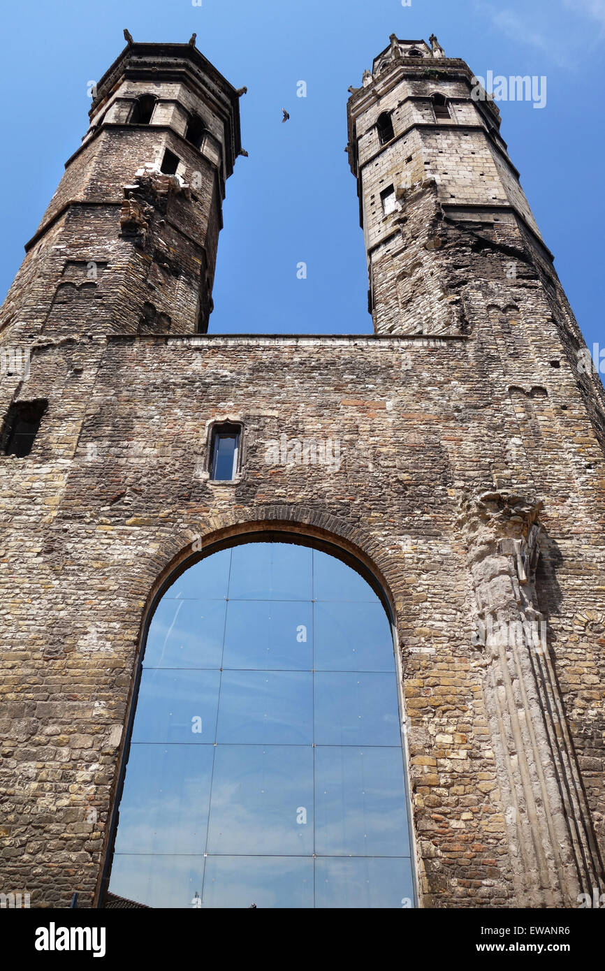 Macon rovine della cattedrale in Francia Cathedrale le Vieux Saint-Vincent Foto Stock