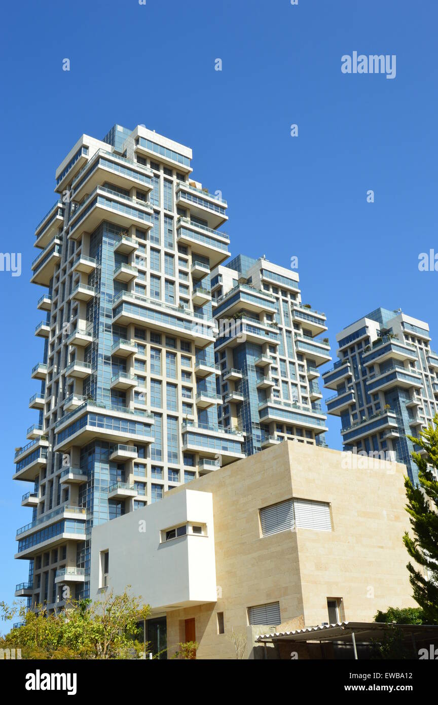 Il lusso moderno alto edificio, Tel Aviv, Israele Foto Stock