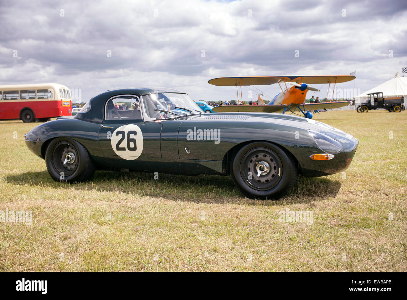 1962 Jaguar E di tipo leggero semi auto al festival di volano, Bicester, Oxfordshire, Inghilterra. Foto Stock