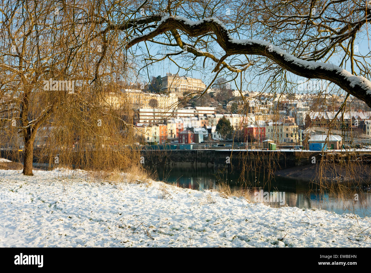 Vista innevati in inverno di Clifton, Bristol Foto Stock