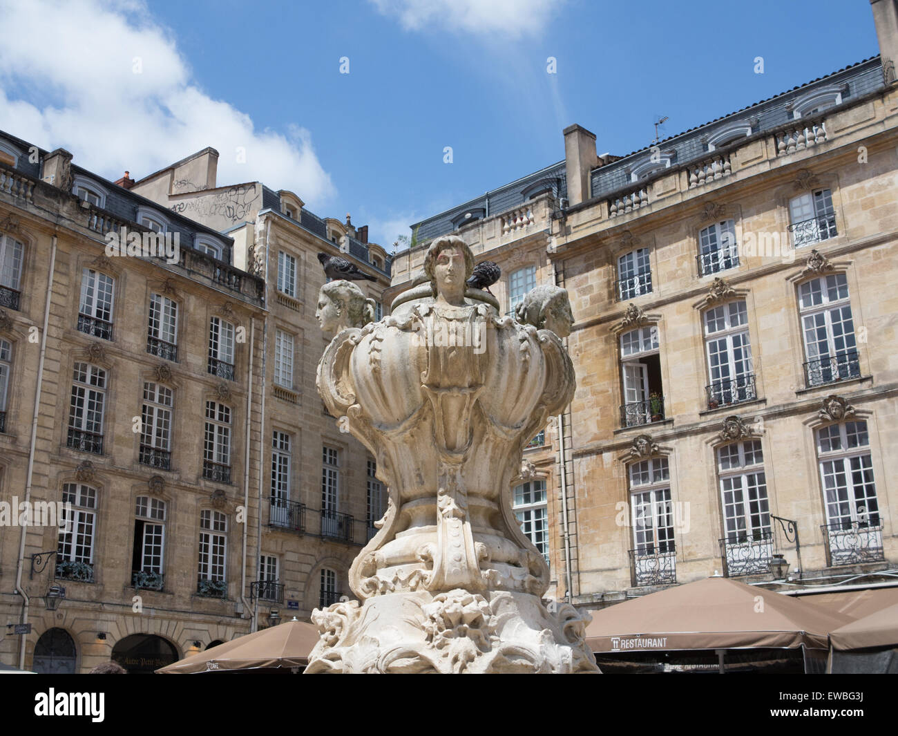 Elegante piazza della città di Bordeaux, Francia Foto Stock