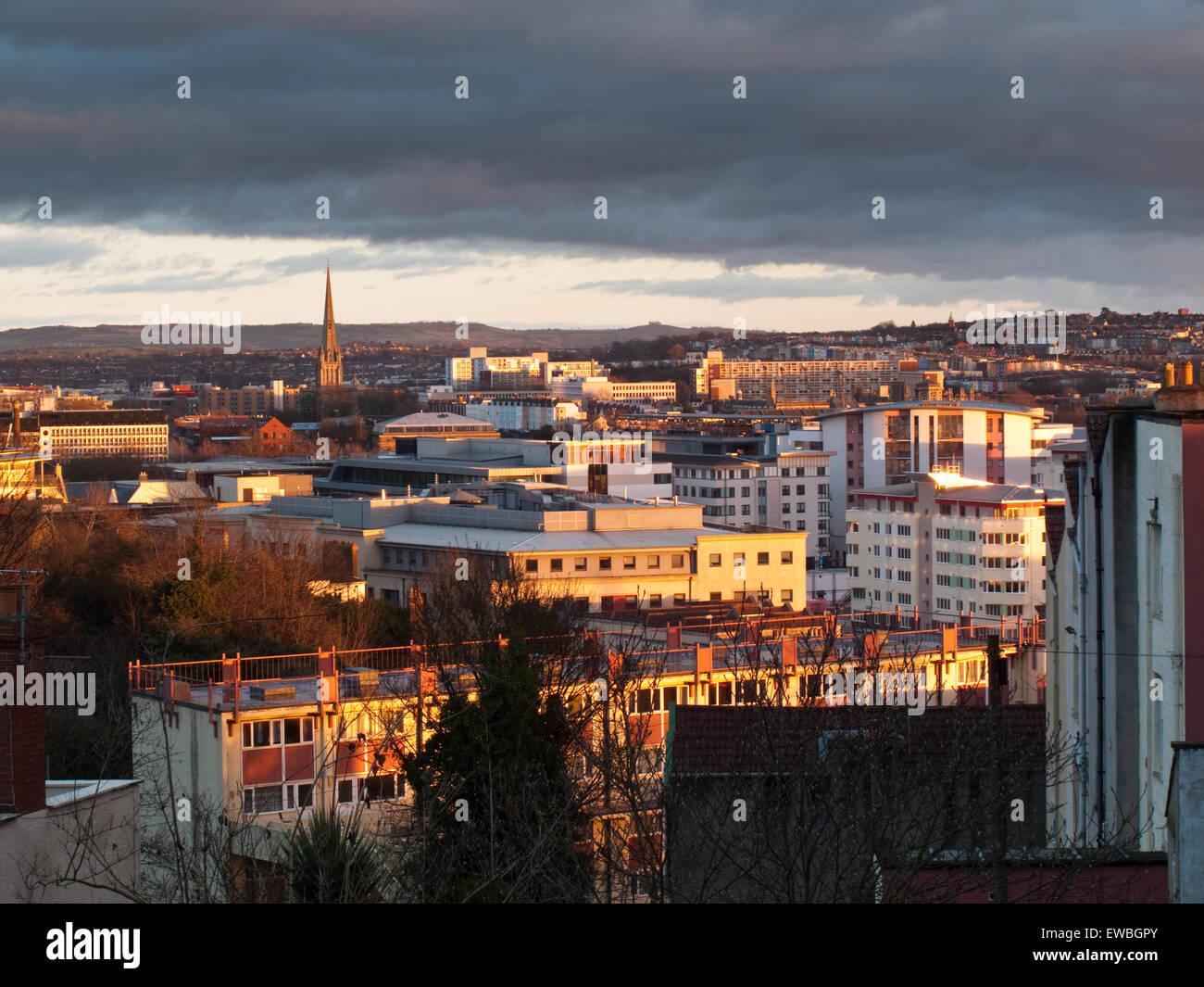 Bristol skyline con tardo pomeriggio di sole in inverno Foto Stock