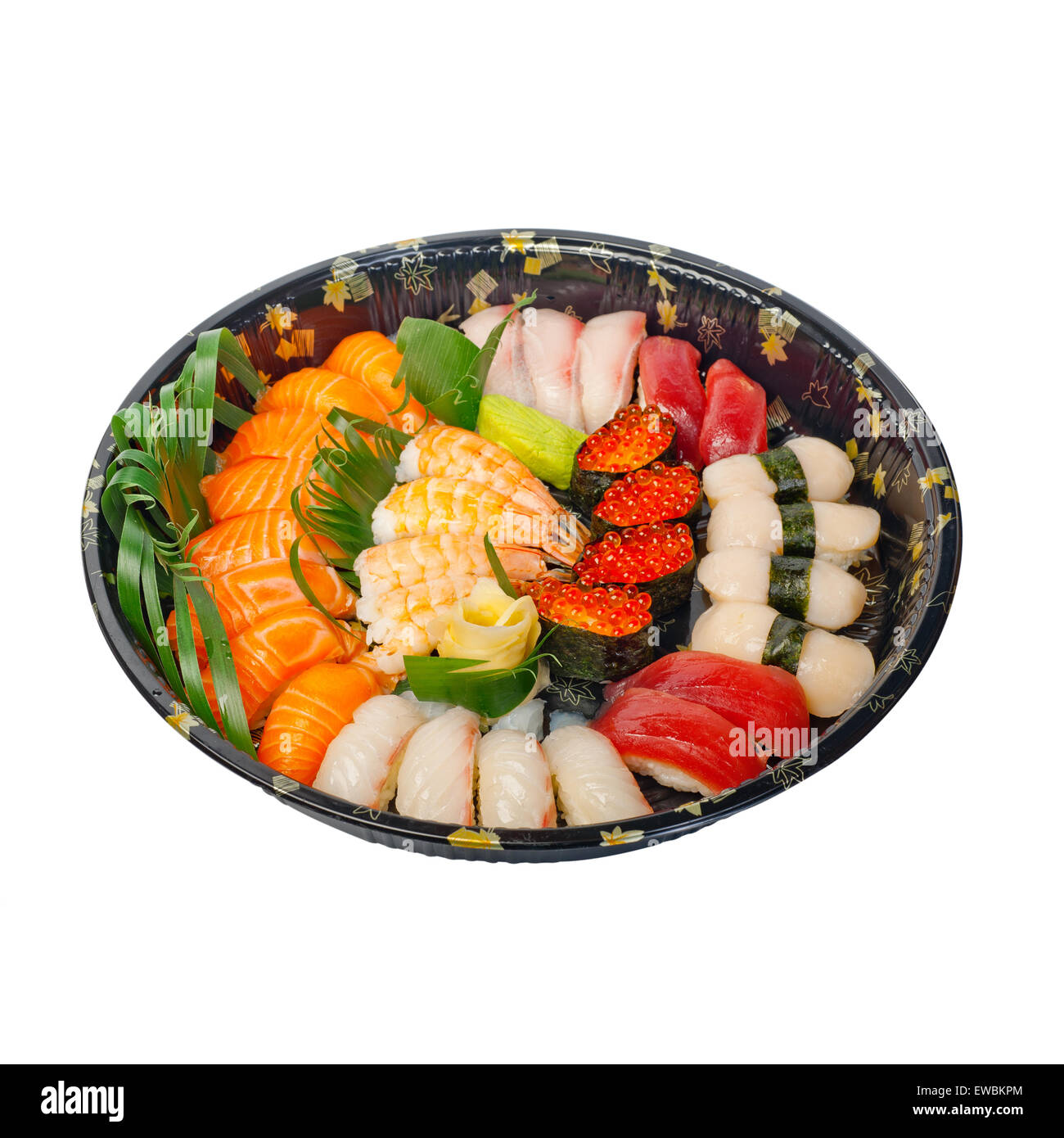 Togliere la selezione di sushi fresco express sul vassoio di plastica Foto Stock