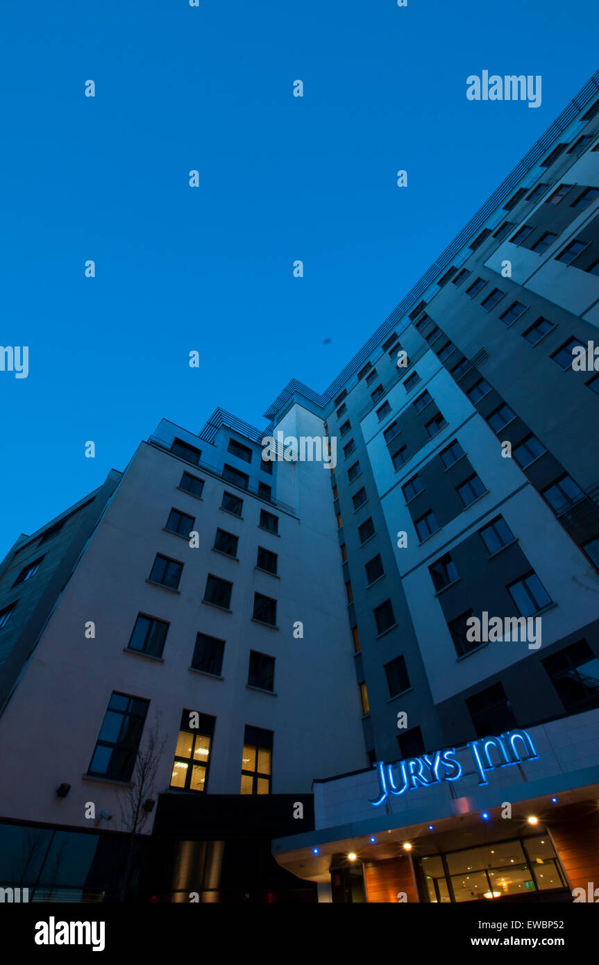 Jurys Inn Nottingham City di notte, Nottinghamshire England Regno Unito Foto Stock