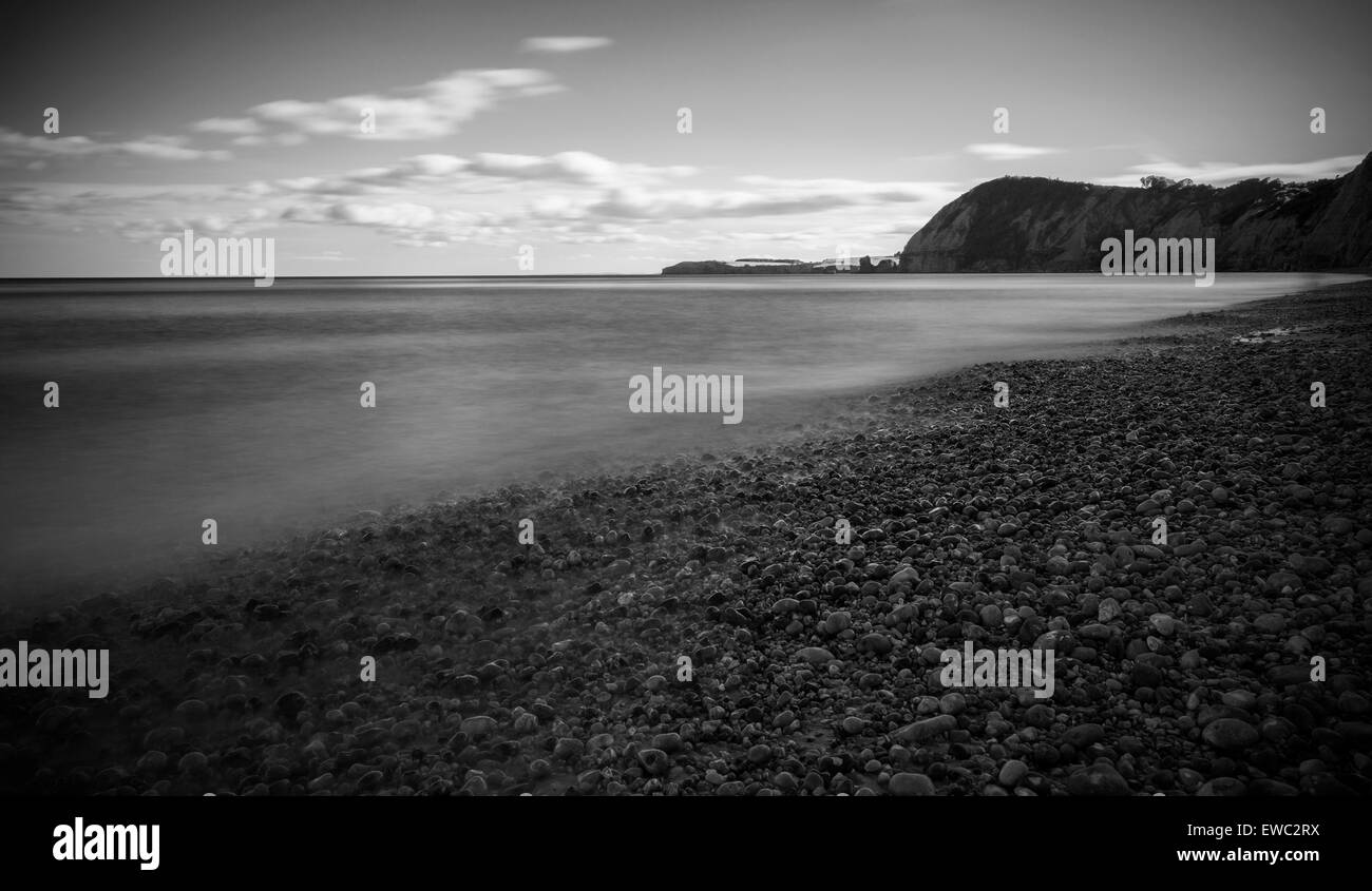 B&W vista sul mare Foto Stock