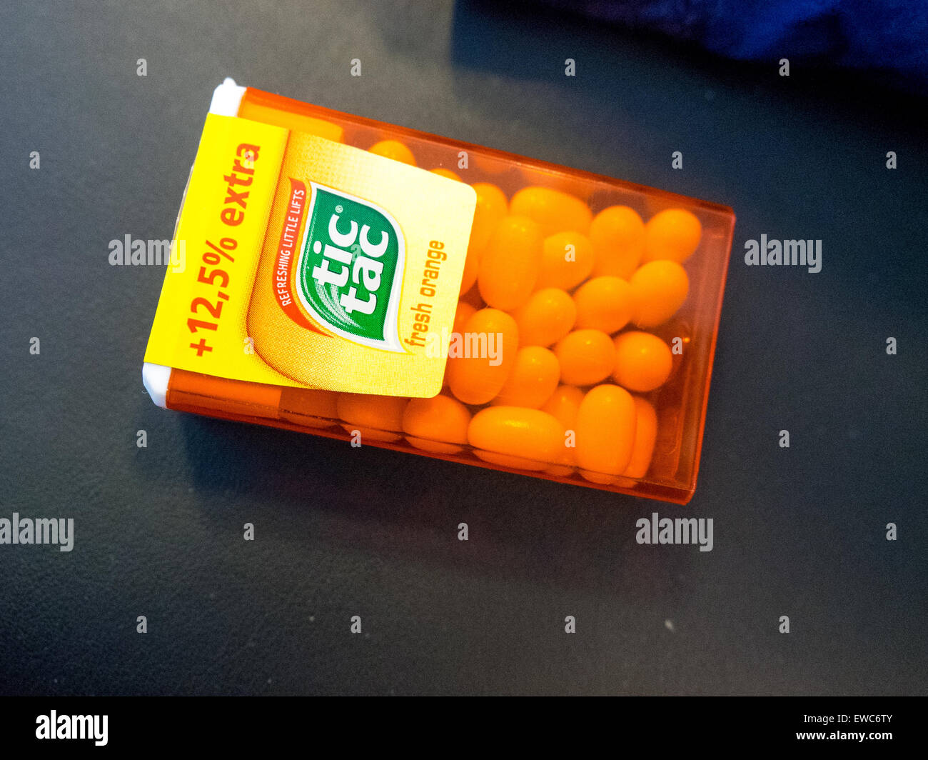 Caramelle tic tac immagini e fotografie stock ad alta risoluzione - Alamy