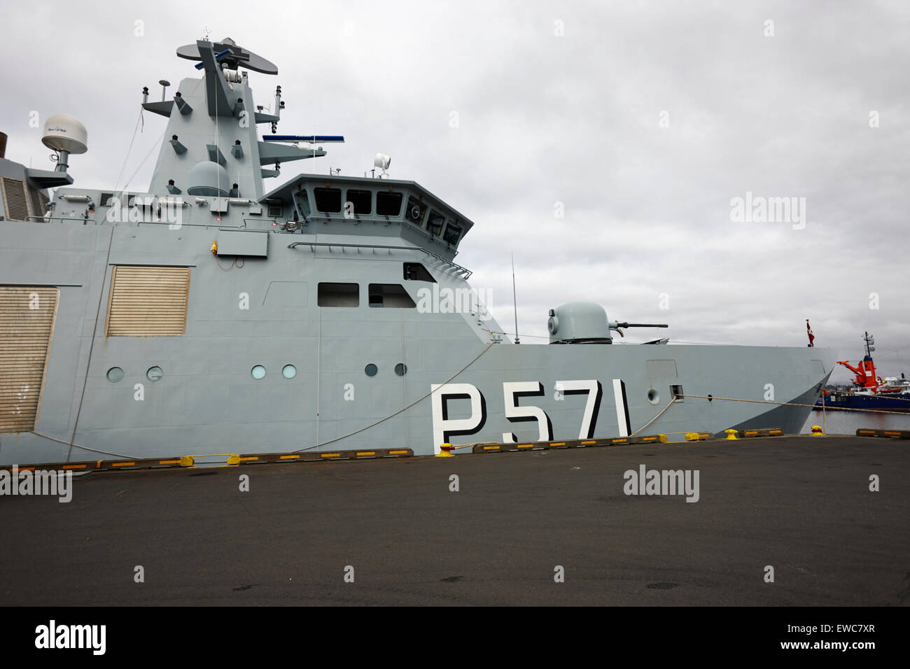 HDMS Ejnar Mikkelsen P571 royal danish navy nave pattuglia Reykjavik Islanda Foto Stock
