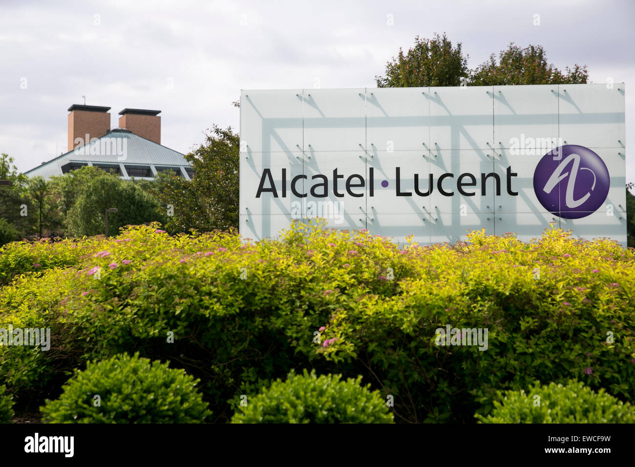Un logo segno al di fuori della sede di Bell Labs, una controllata di Alcatel-Lucent, in Murray Hill, New Jersey. Foto Stock