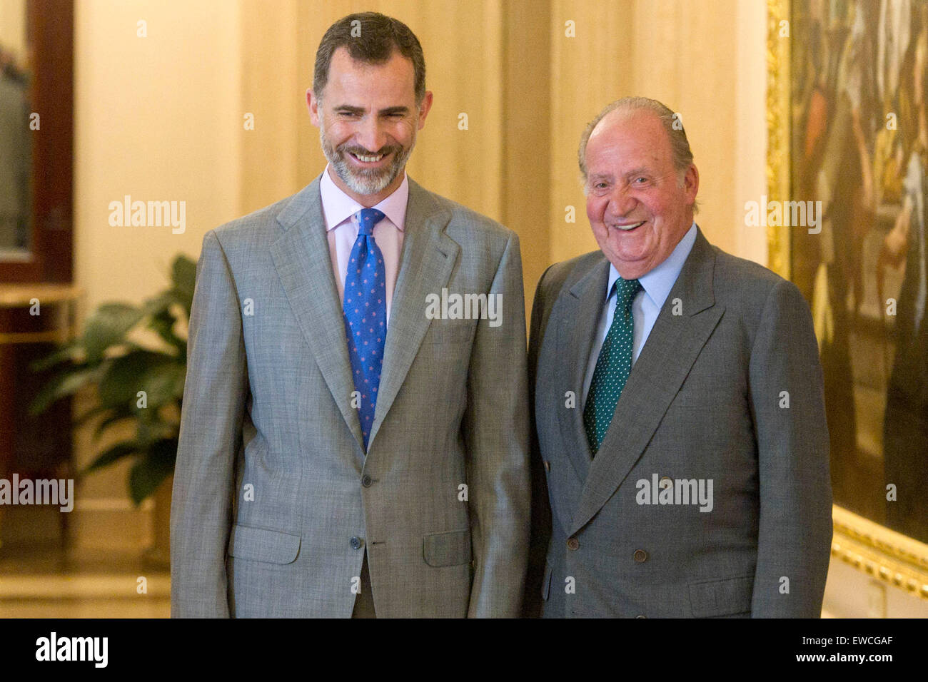 Re spagnolo Felipe VI e suo padre Re Juan Carlos frequentare il patronato della fondazione Cotec in Spagna a Madrid, il 22 giugno 2015./picture alliance Foto Stock