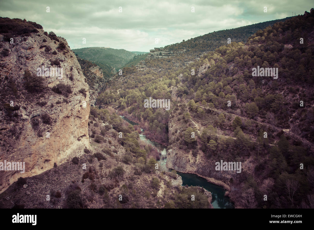 La falce del Jucar come visto da el 'Ventano del Diablo". Serrania de Cuenca. Spagna Foto Stock