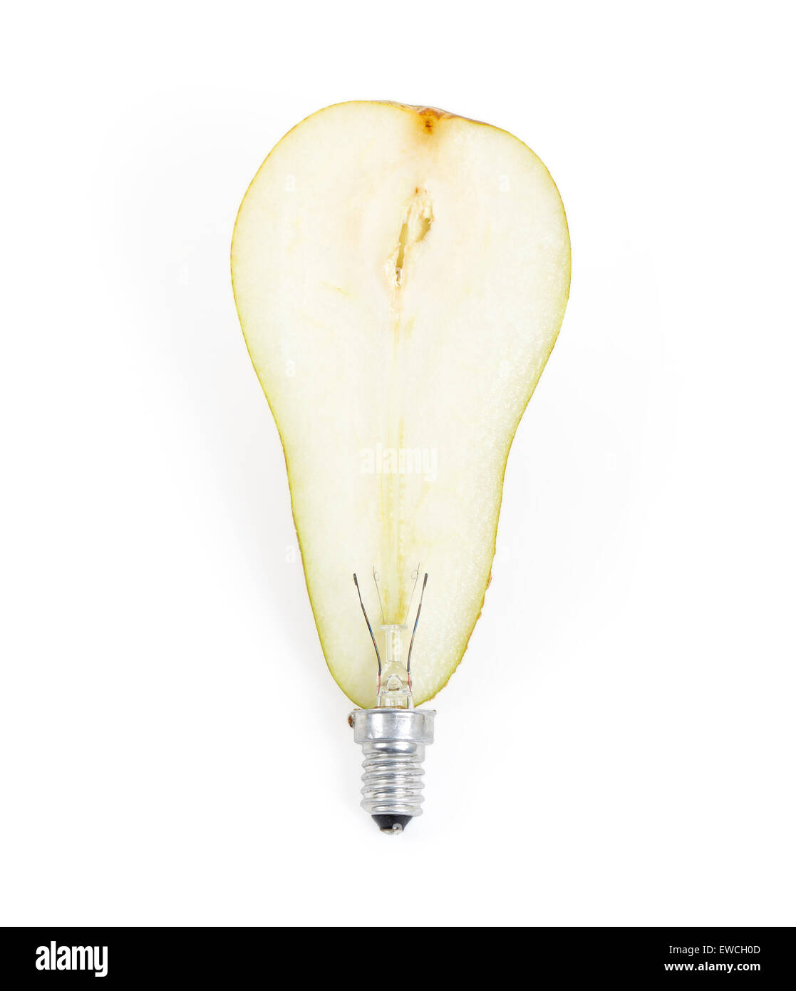 Lampadina della luce realizzati in una pera - concetto di energia verde Foto Stock
