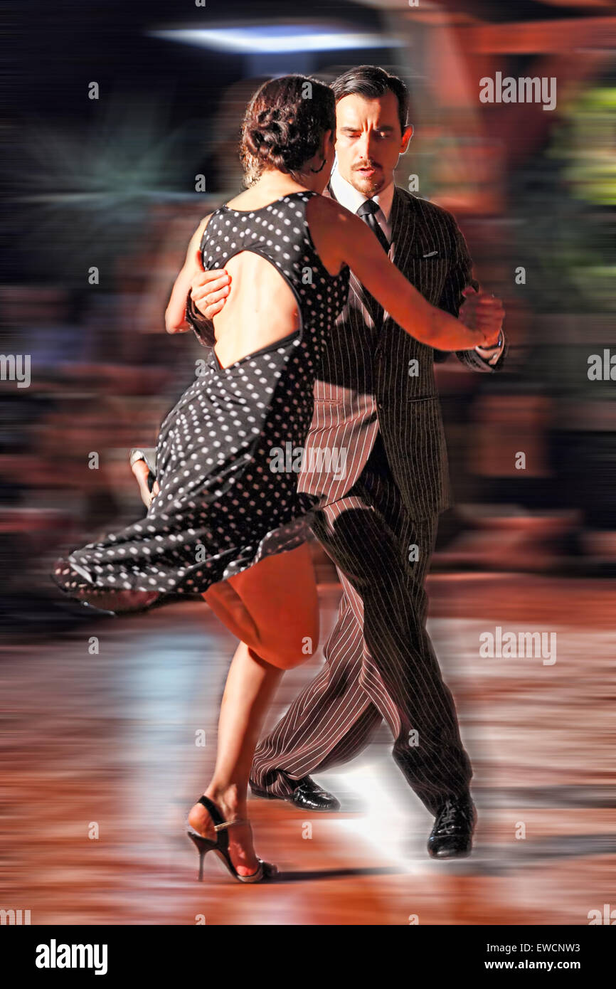 Gabriel Marino e Fatima Vitale ballare il tango argentino Foto Stock