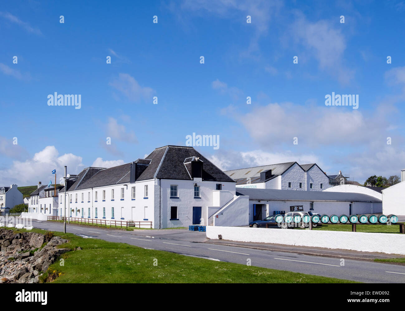Bruichladdich distilleria di whisky scozzese rendendo single malt whiskey. Isola di Islay Strathclyde Argyle & Bute Ebridi Interne Western Isles della Scozia UK Foto Stock