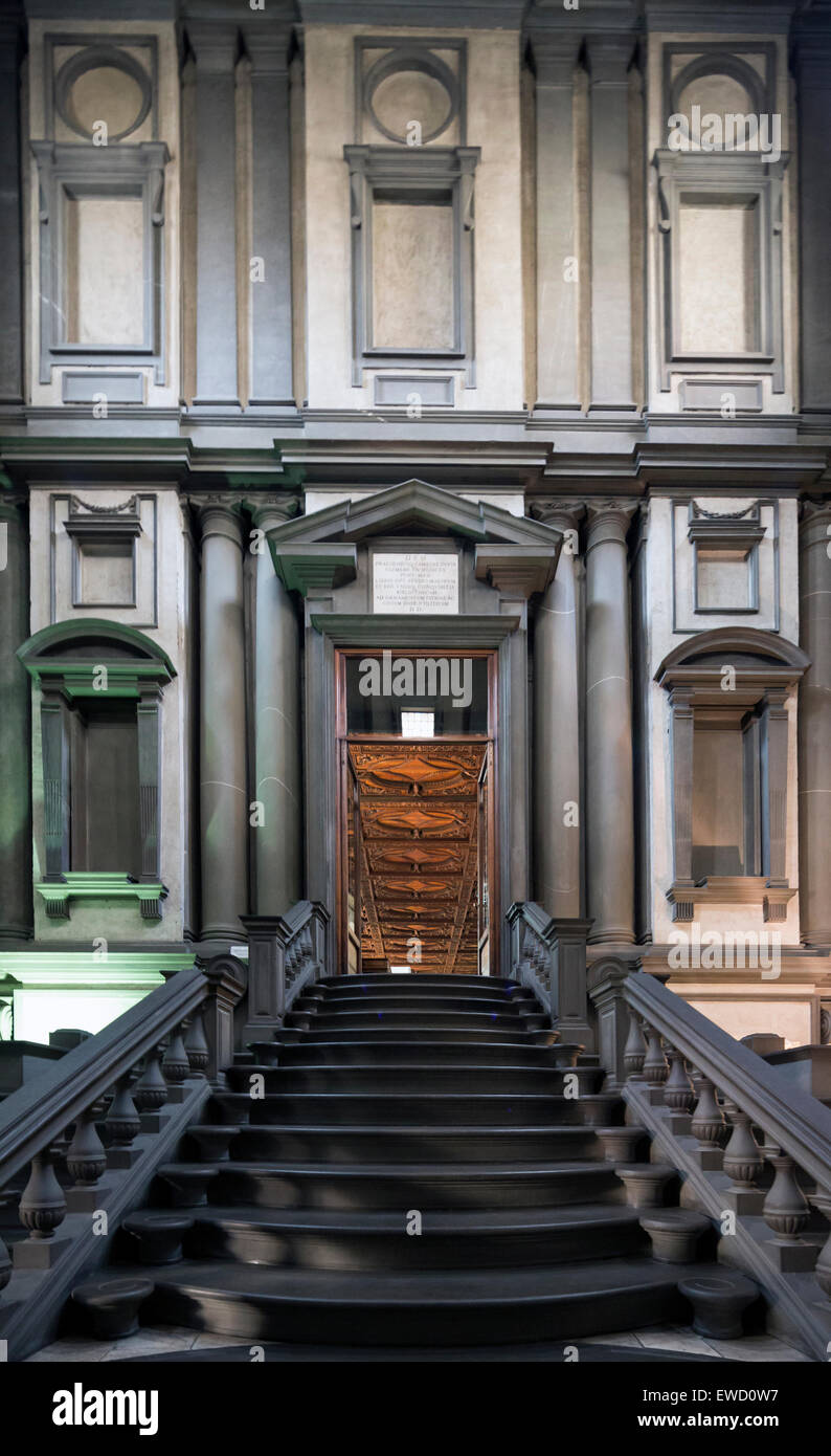 Il vestibolo e la scala, la Biblioteca Medicea Laurenziana, Basilica di San  Lorenzo di Firenze, Firenze, Italia Foto stock - Alamy