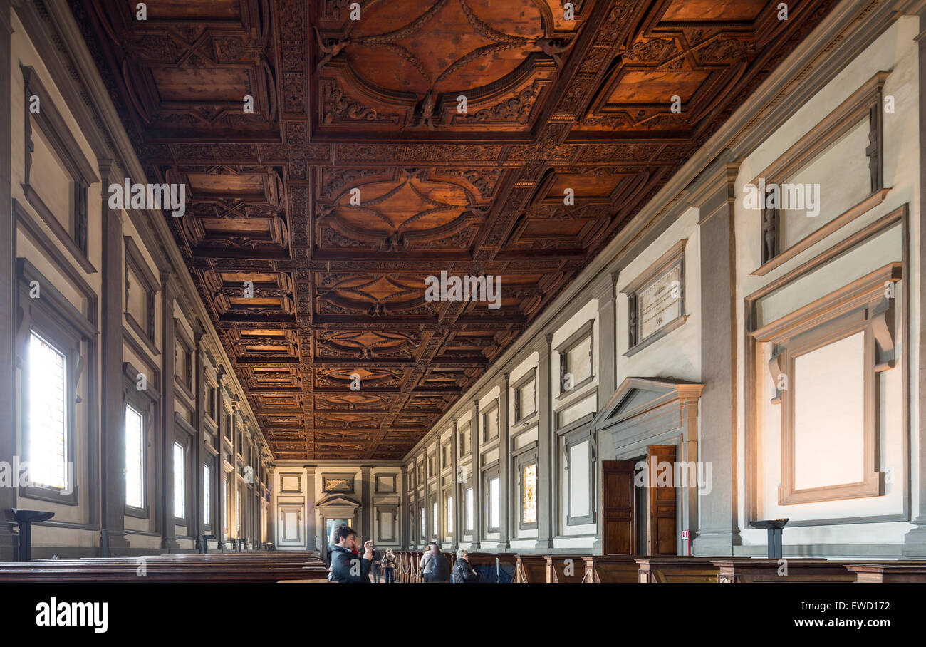 La sala di lettura della Biblioteca Medicea Laurenziana, Basilica di San Lorenzo di Firenze, Firenze, Italia Foto Stock