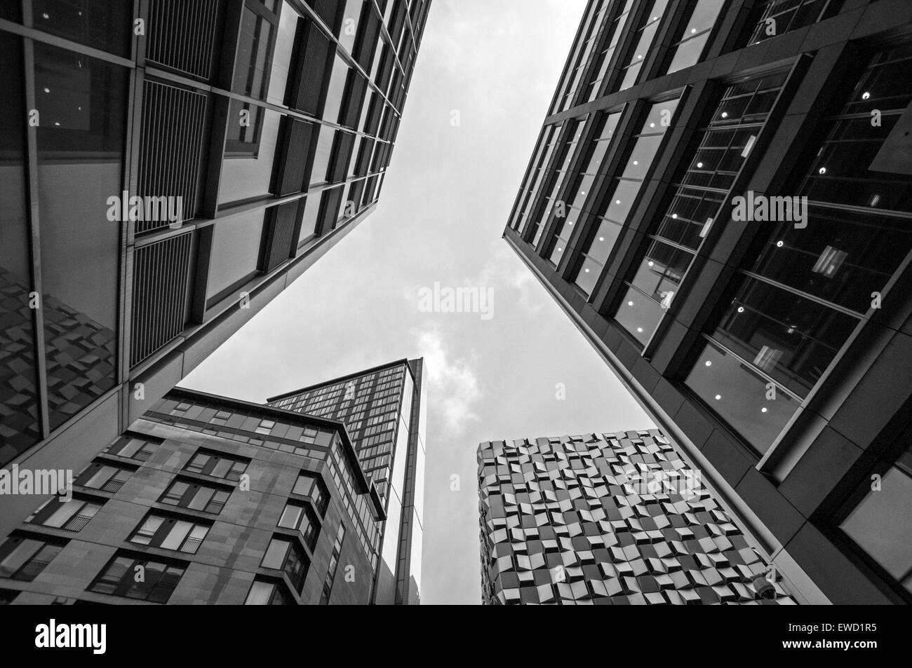 Cerca fino a edifici della città di Sheffield South Yorkshire England Regno Unito Foto Stock