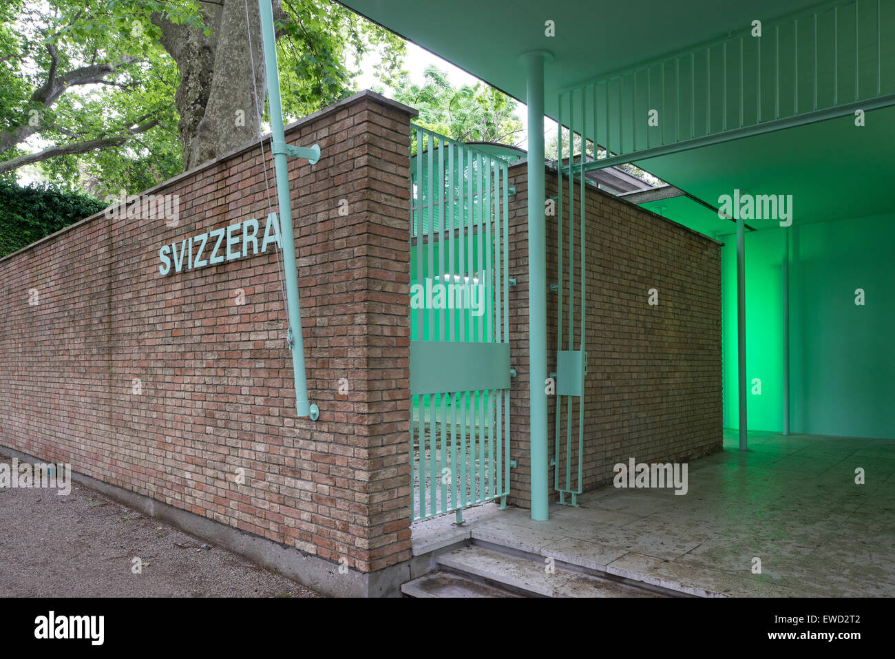 Padiglione svizzero al 2015 Biennale di Venezia. Artista: Pamela Rosenkranz. (Salon Suisse) Foto Stock