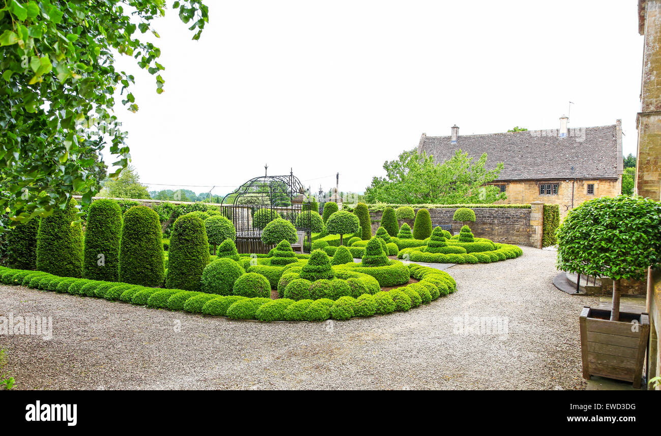 I giardini di Bourton House Bourton sulla collina Glousestershire England Regno Unito Foto Stock