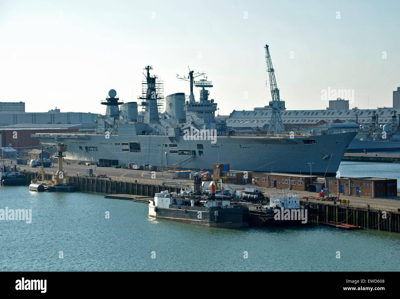 HMS illustre ancorata a Portsmouth Regno Unito Foto Stock