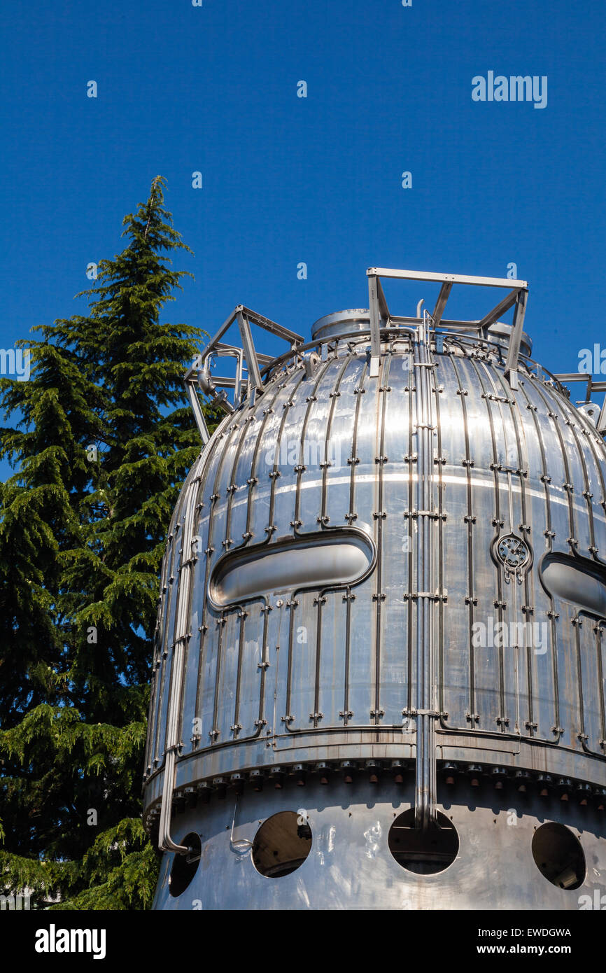 Camera di bolle da un vecchio esperimento sul display al CERN Foto Stock