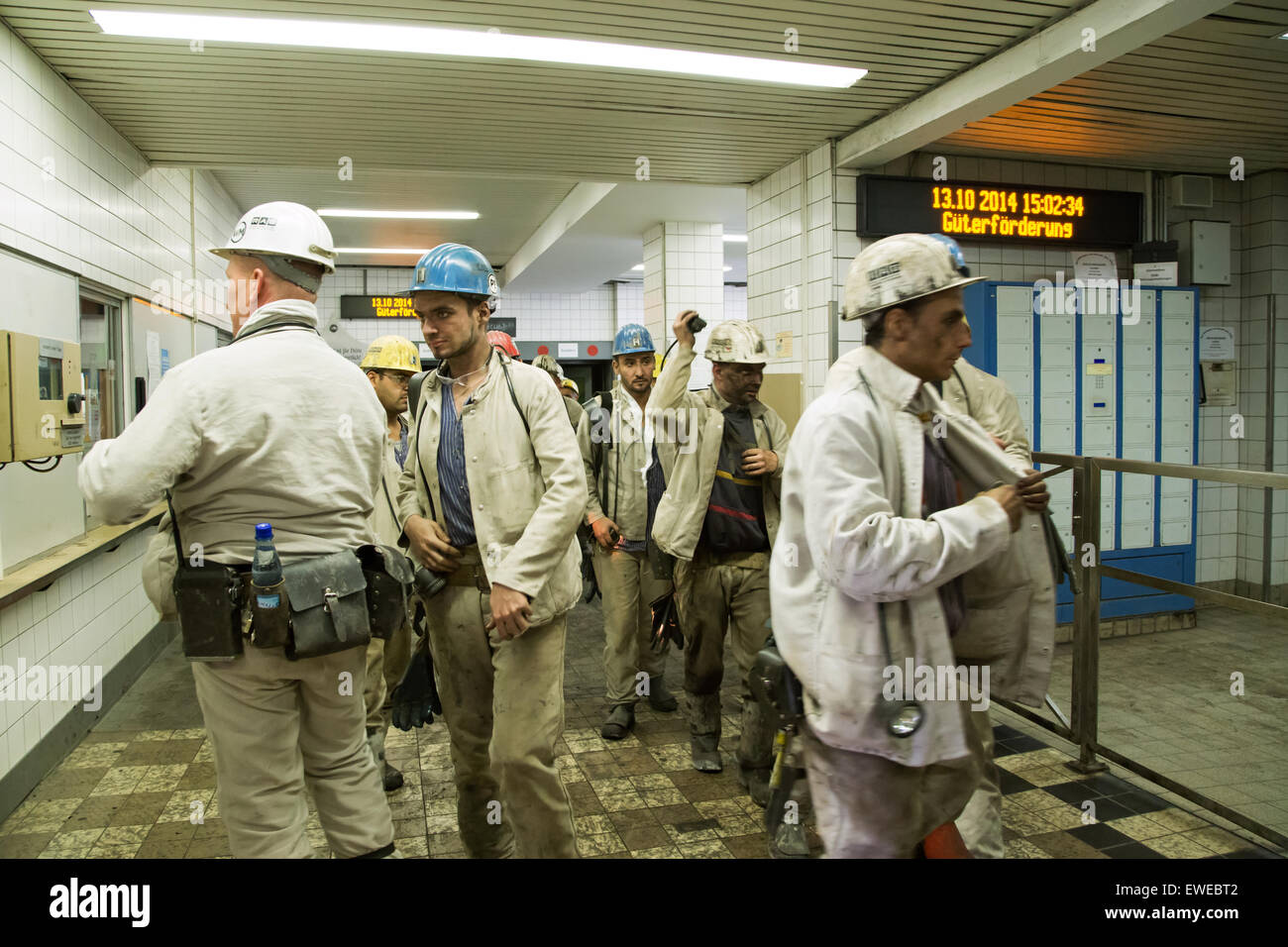 Bottrop, Germania, minatori poco dopo la fine della miniera Prosper-Haniel Foto Stock