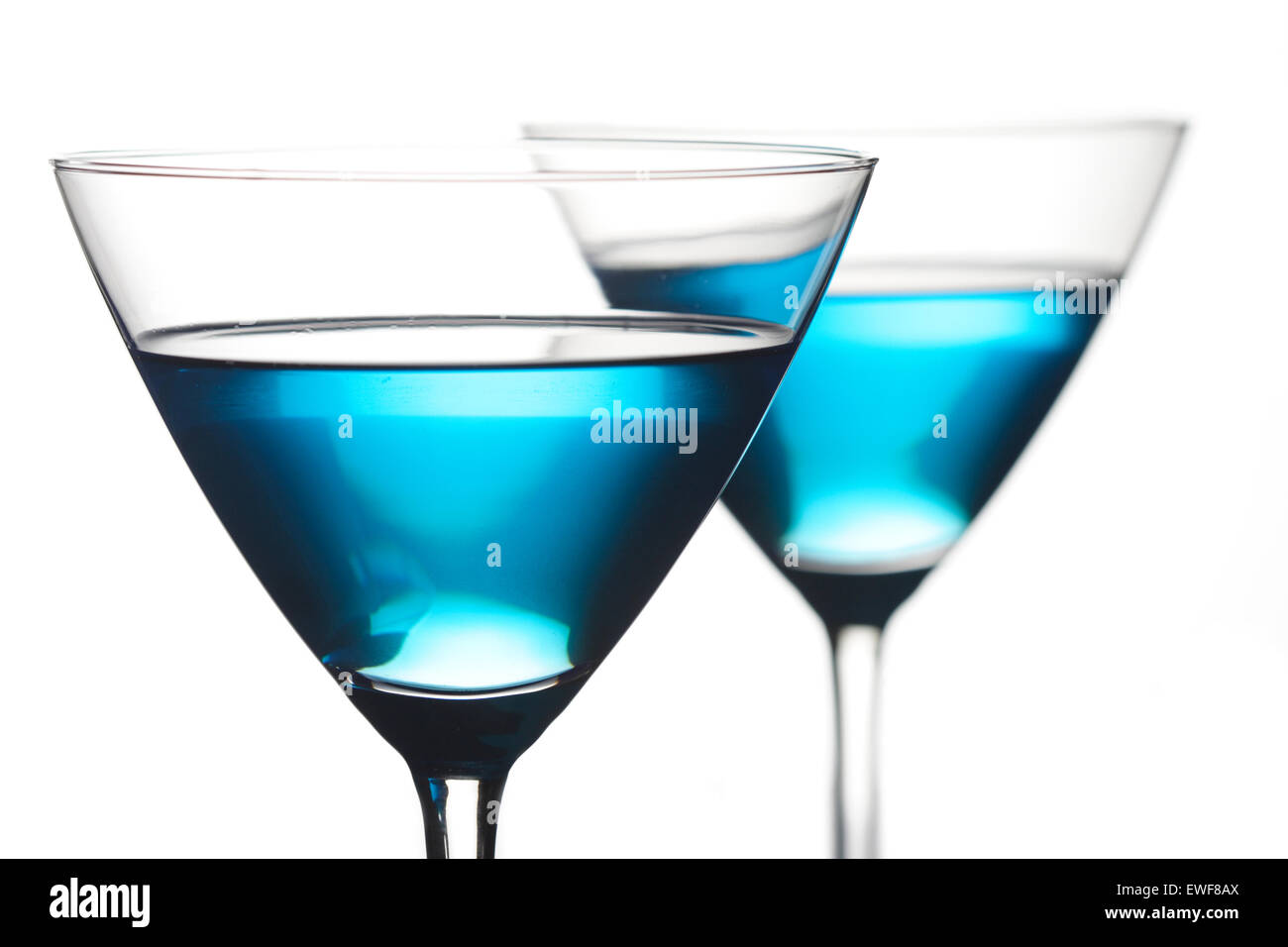 Close up di bevande in bicchieri da martini Foto Stock