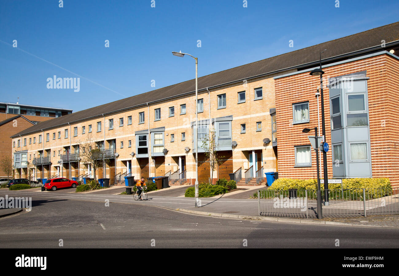Moderno alloggiamento maisonette nel centro di Ipswich, Suffolk, Inghilterra, Regno Unito Foto Stock