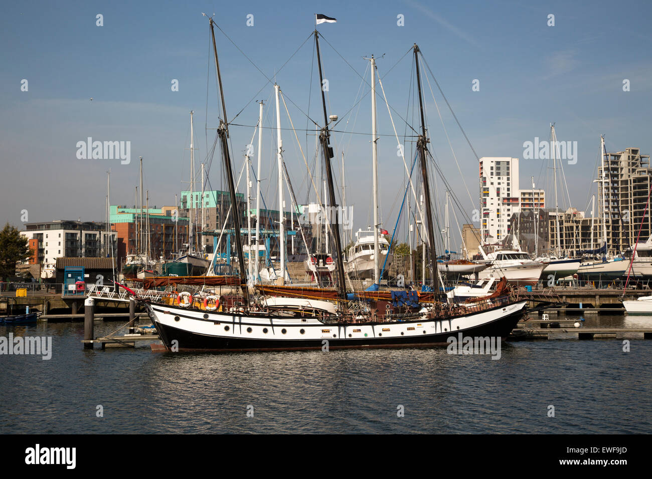 Storico di barca a vela nella Darsena, Ipswich, Suffolk, Inghilterra, Regno Unito Foto Stock