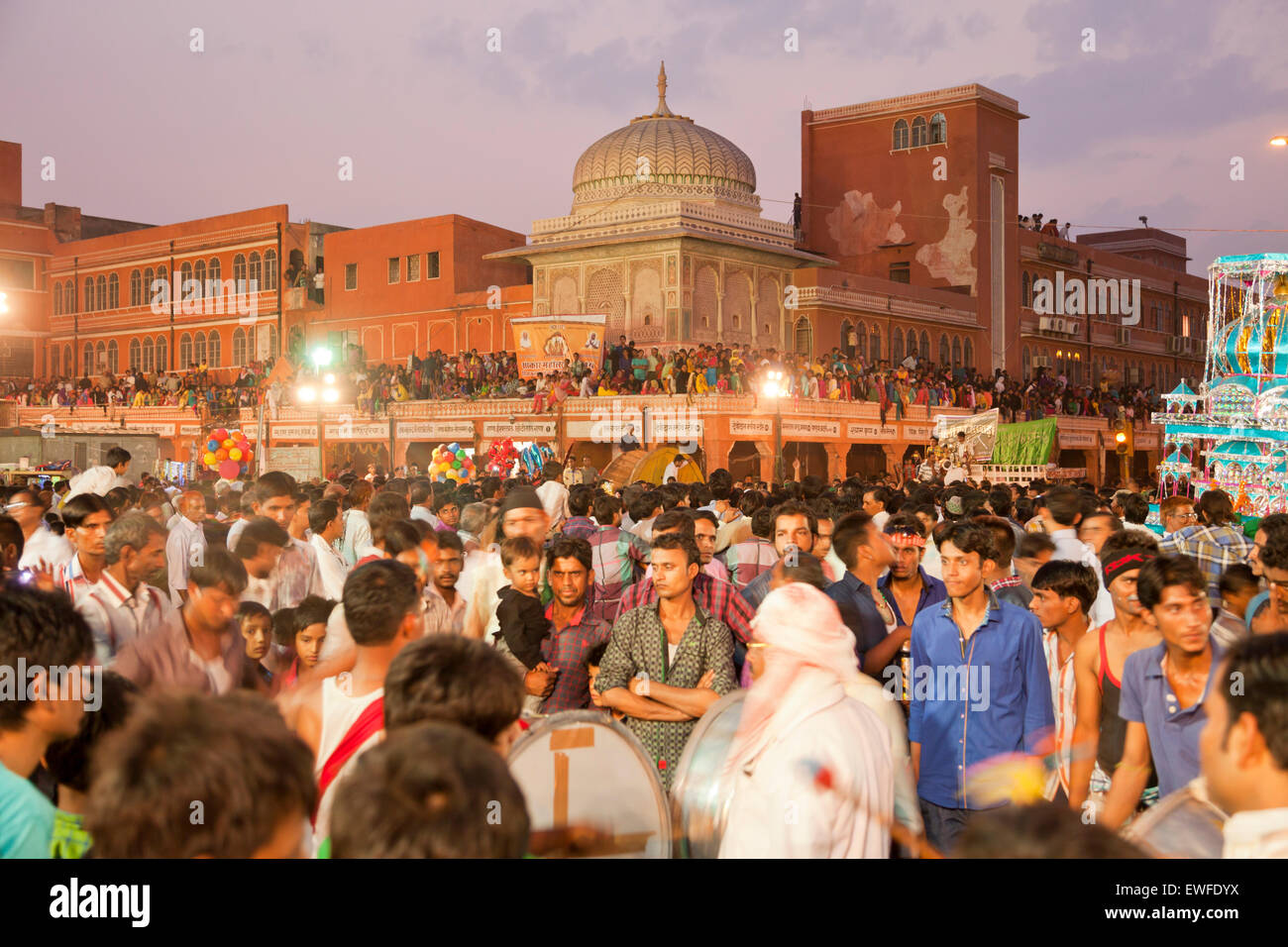 Udienza a islamica di Muharram processione in Jaipur, Rajasthan, India, Asia Foto Stock
