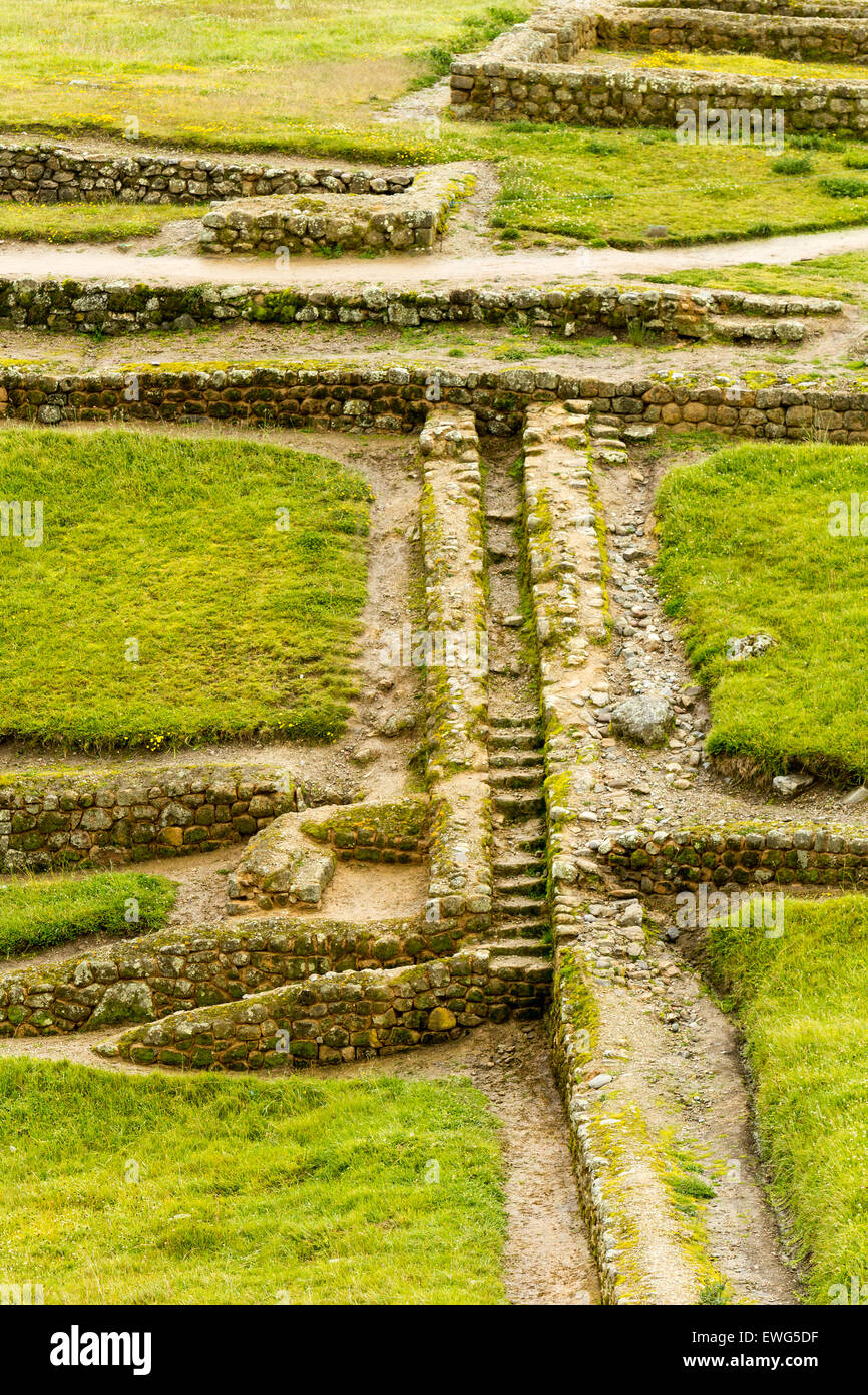 Silo Inca costruzione rovine di Ingapirca moderno Ecuador Foto Stock