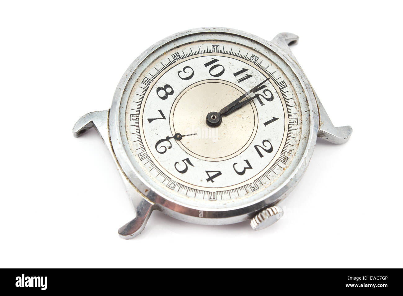 Old Dirty orologio da polso isolato su bianco Foto Stock