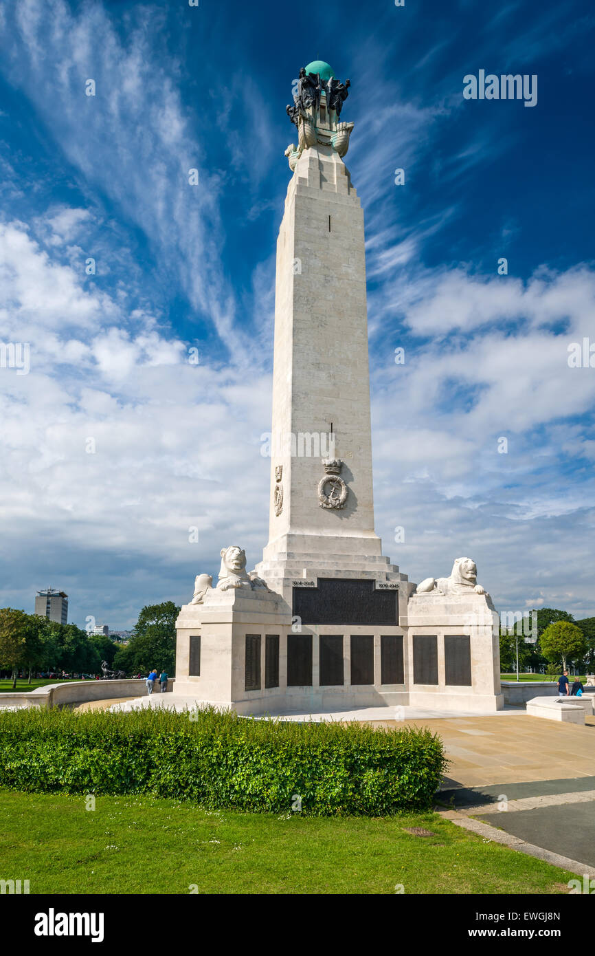 La Guerra Navale Memorial Situato centralmente sul Hoe rivolta verso Plymouth Sound. Foto Stock