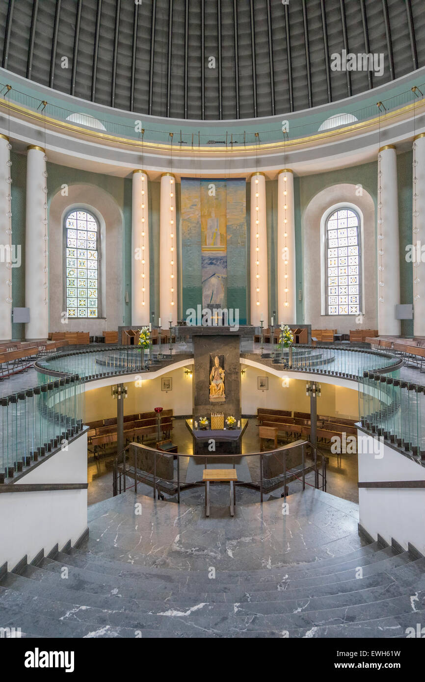 Interno della St Hedwigs cattedrale nel quartiere Mitte Berlino Germania Foto Stock