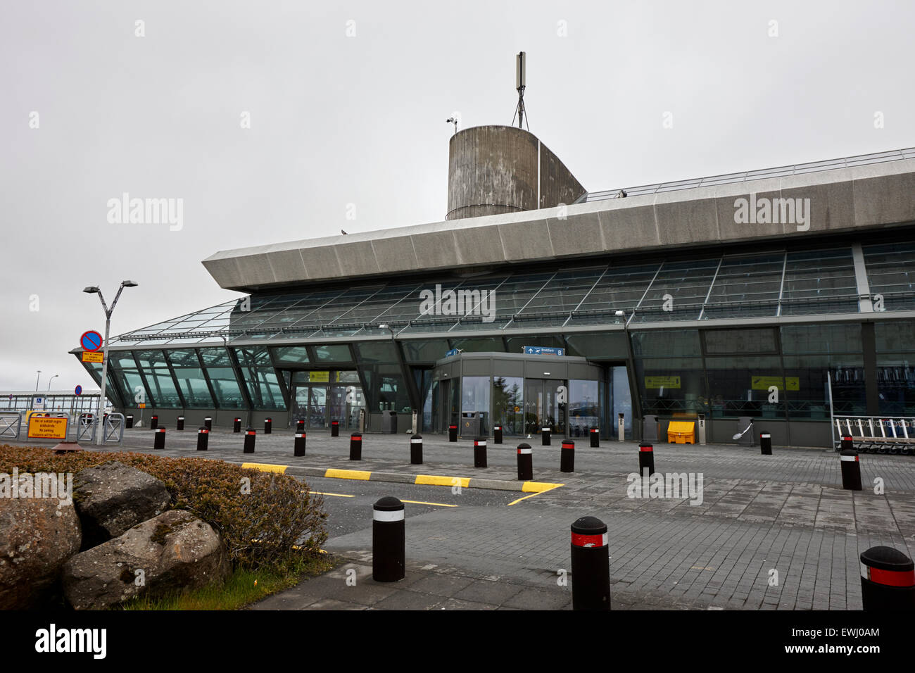 Aeroporto di Keflavik costruzione terminale esterno Islanda Foto Stock