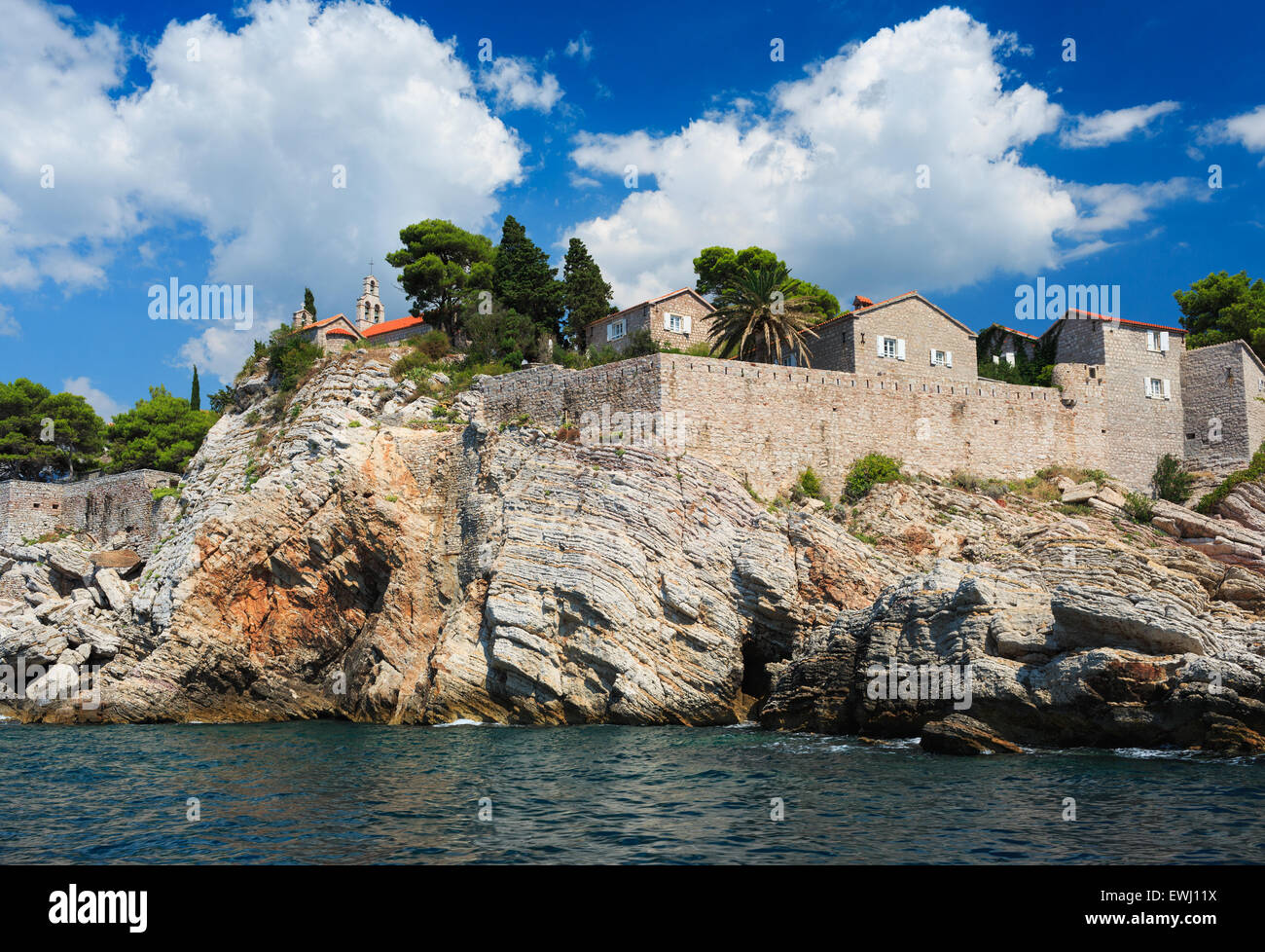 Isola di Sveti Stefan, Montenegro, Balcani, mare adriatico, Europa Foto Stock