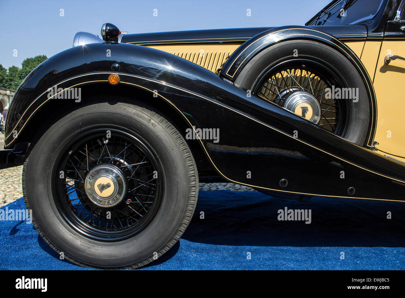 Auto d'epoca close-up durante una mostra a Torino, Italia, Giugno 2015 Foto Stock