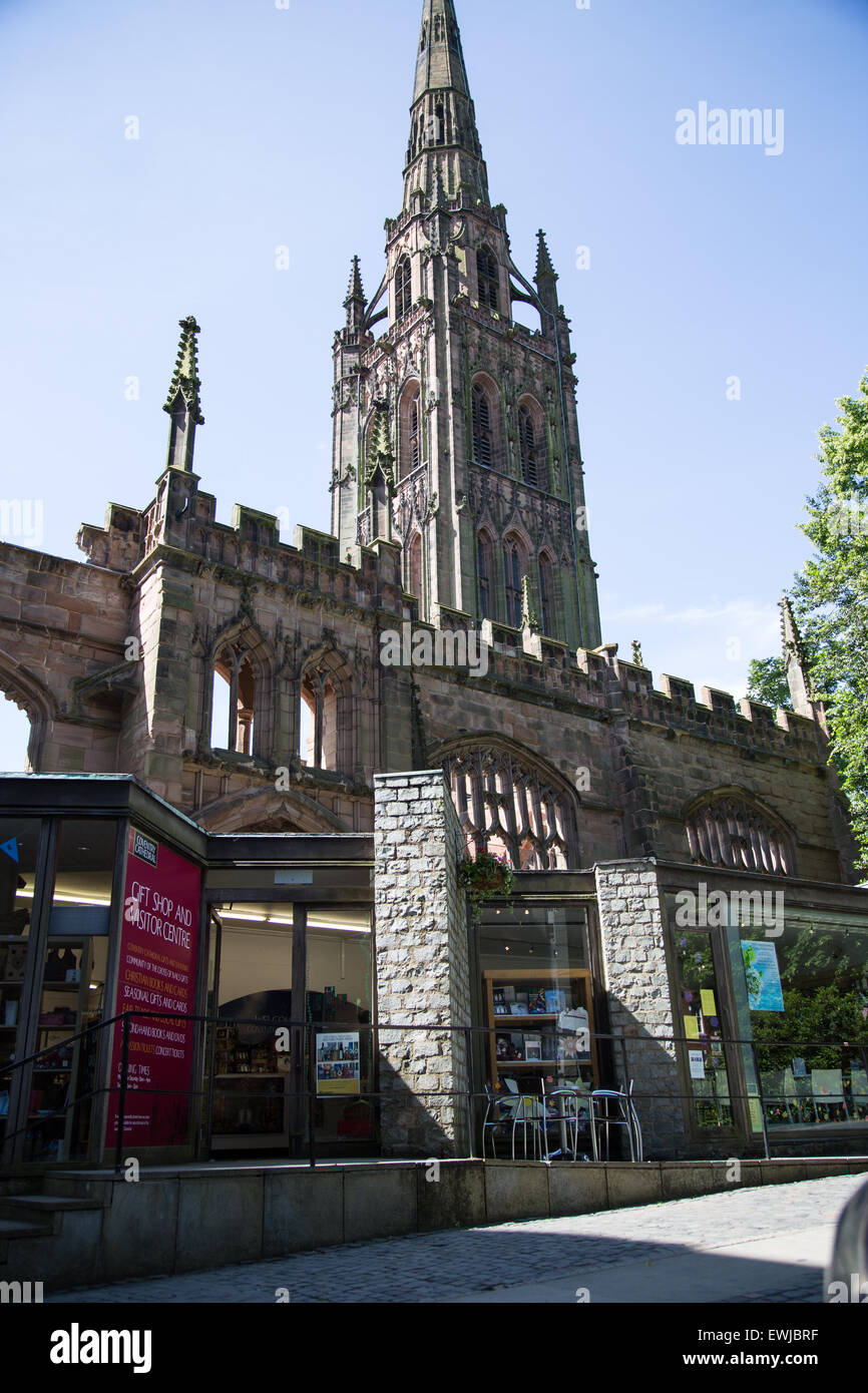 Vecchia Cattedrale Coventry e Santa Trinità guglia England Regno Unito Foto Stock