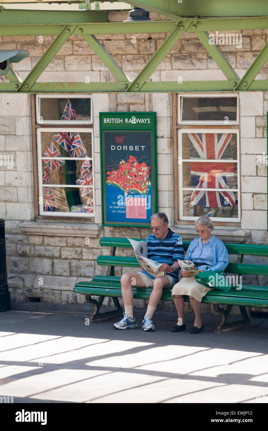 Swanage, Dorset, Regno Unito sabato 27 giugno. Purbeck in guerra e forze armate Weekend a Swanage Railway Stazione ferroviaria Credito: Carolyn Jenkins/Alamy Live News Foto Stock