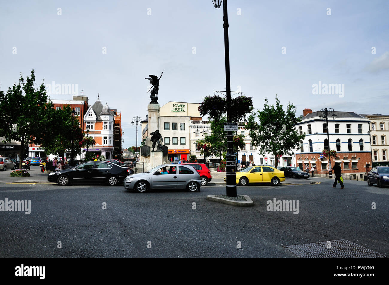 Diamond Memoriale di guerra. Dedicato ai soldati che morirono e servito nella guerra mondiale I e II Guerra Mondiale. Derry, Londonderry. Regno Unito Foto Stock