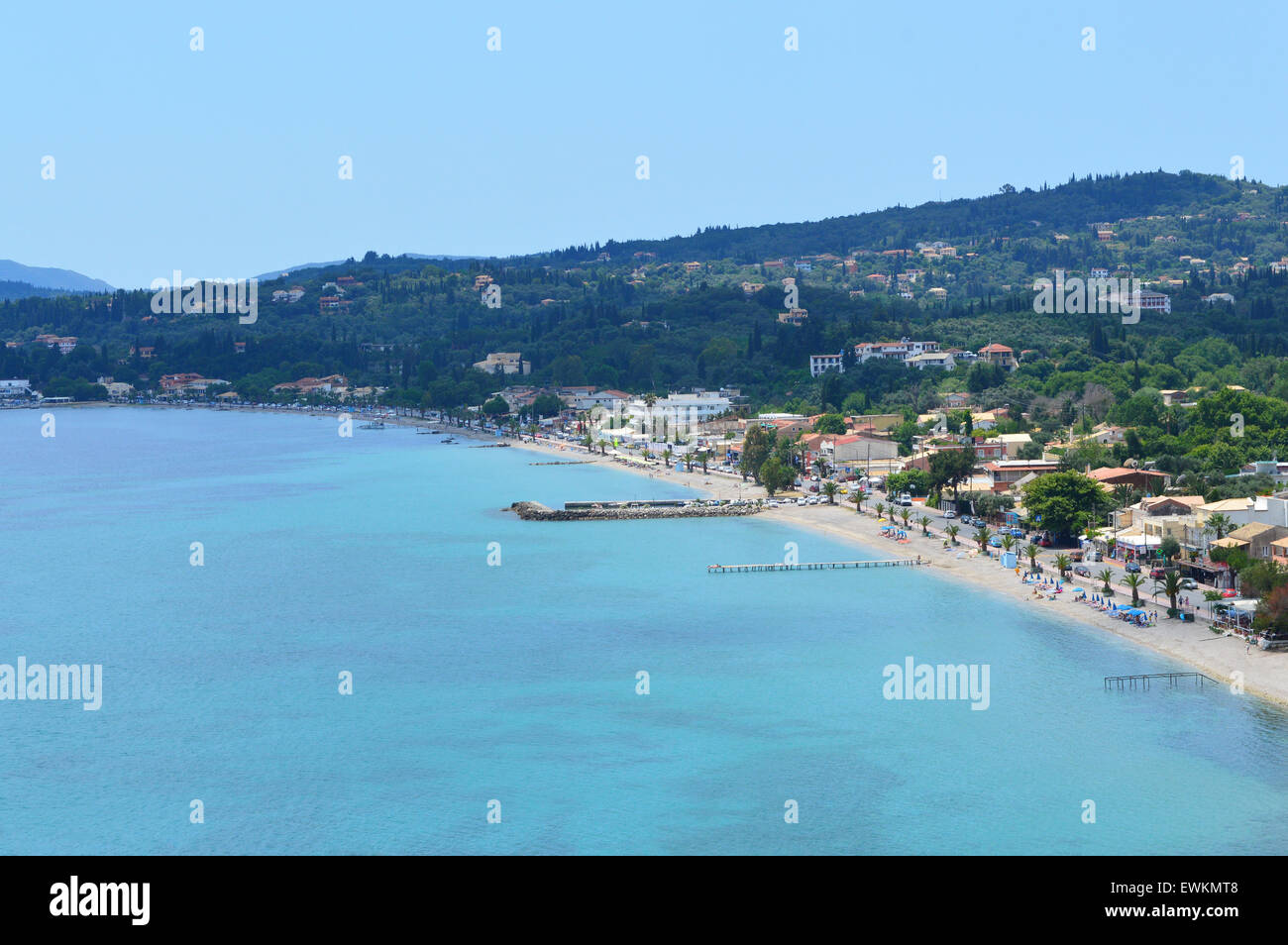 Bellissima spiaggia di Ipsos a Corfu Grecia Foto Stock
