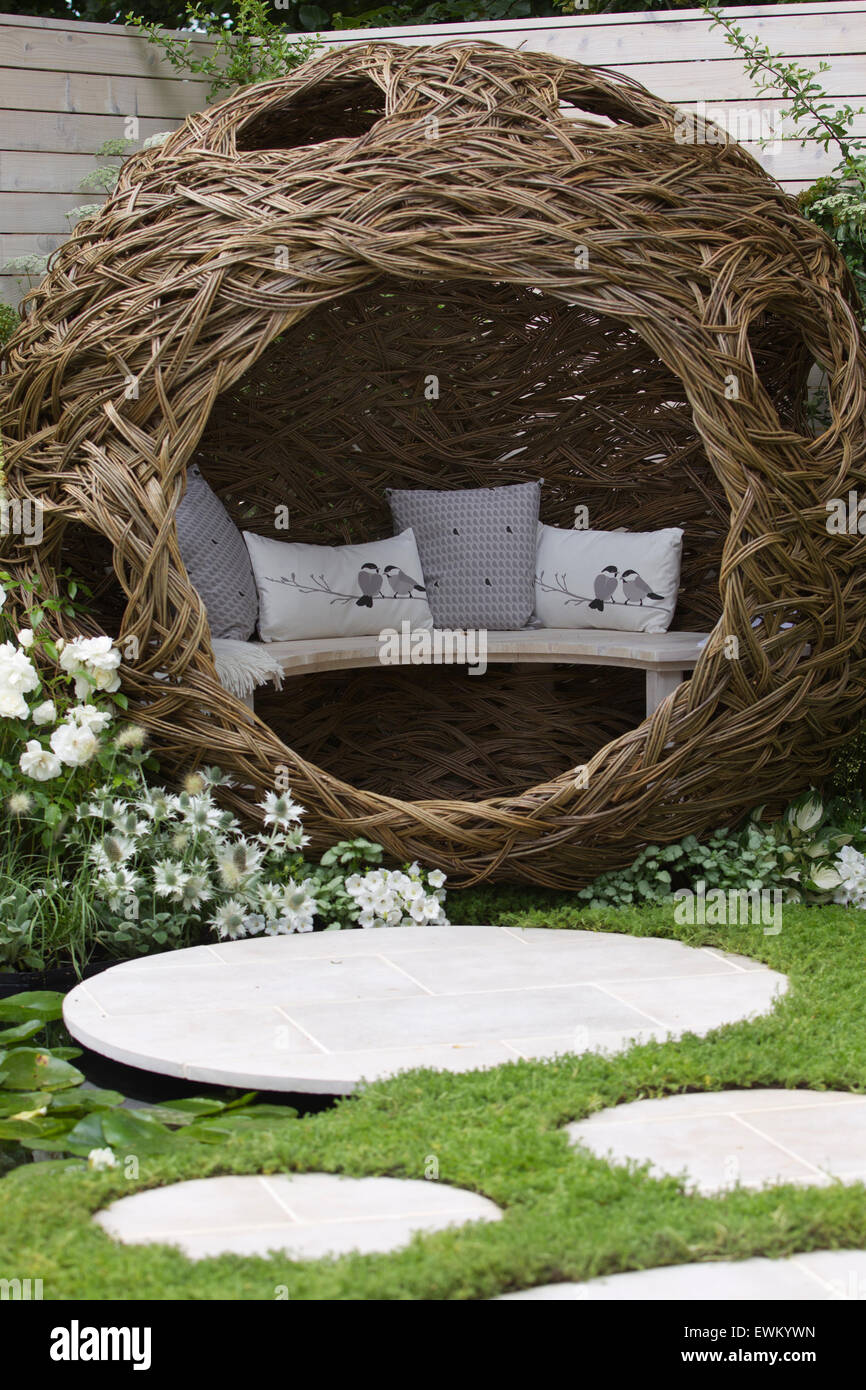 RHS Hampton Court Flower Show 2015, Città Twitchers giardino estivo, Hampton Court, Surrey, England, Regno Unito Foto Stock