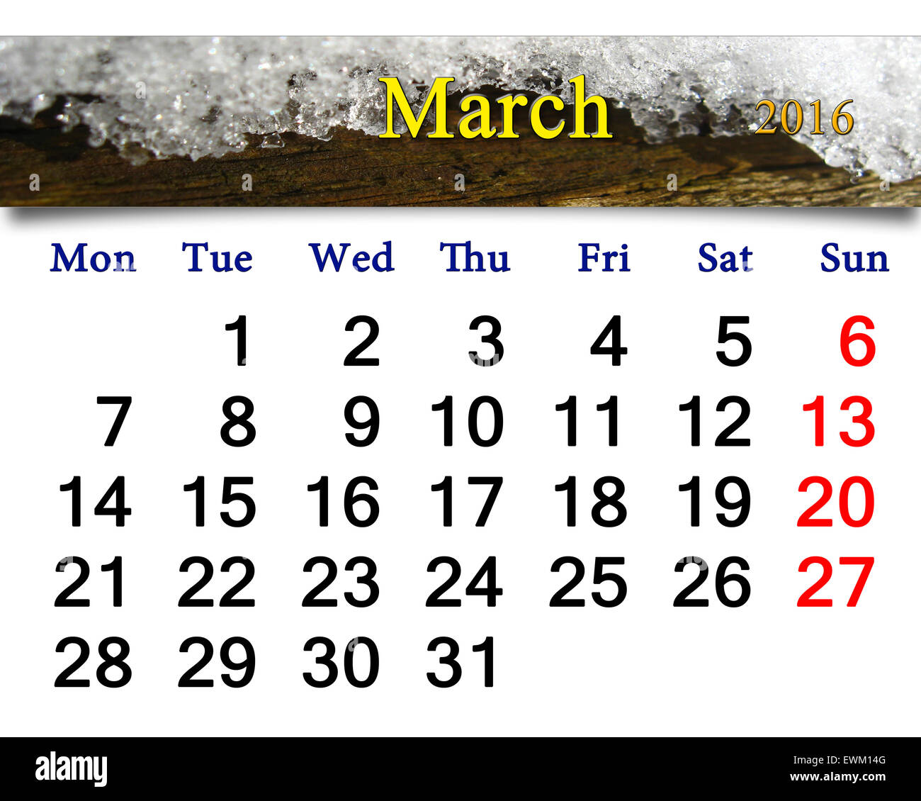 Calendario per il mese di marzo 2016 con uno strato di neve sulla struttura ad albero . Il calendario per la stampa e utilizzo nella vita in ufficio. Foto Stock