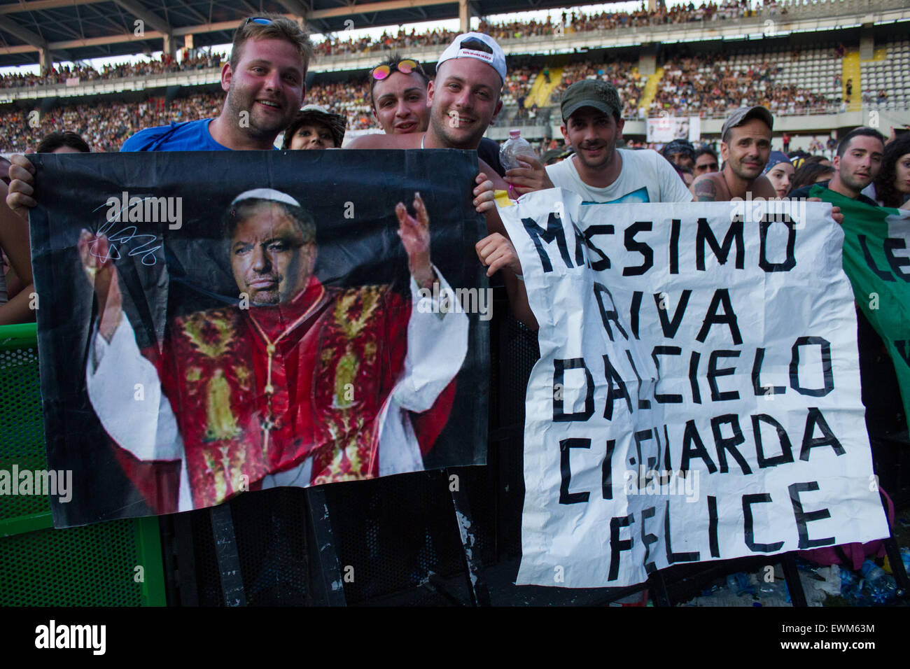 Vasco rossi giovane immagini e fotografie stock ad alta risoluzione - Alamy