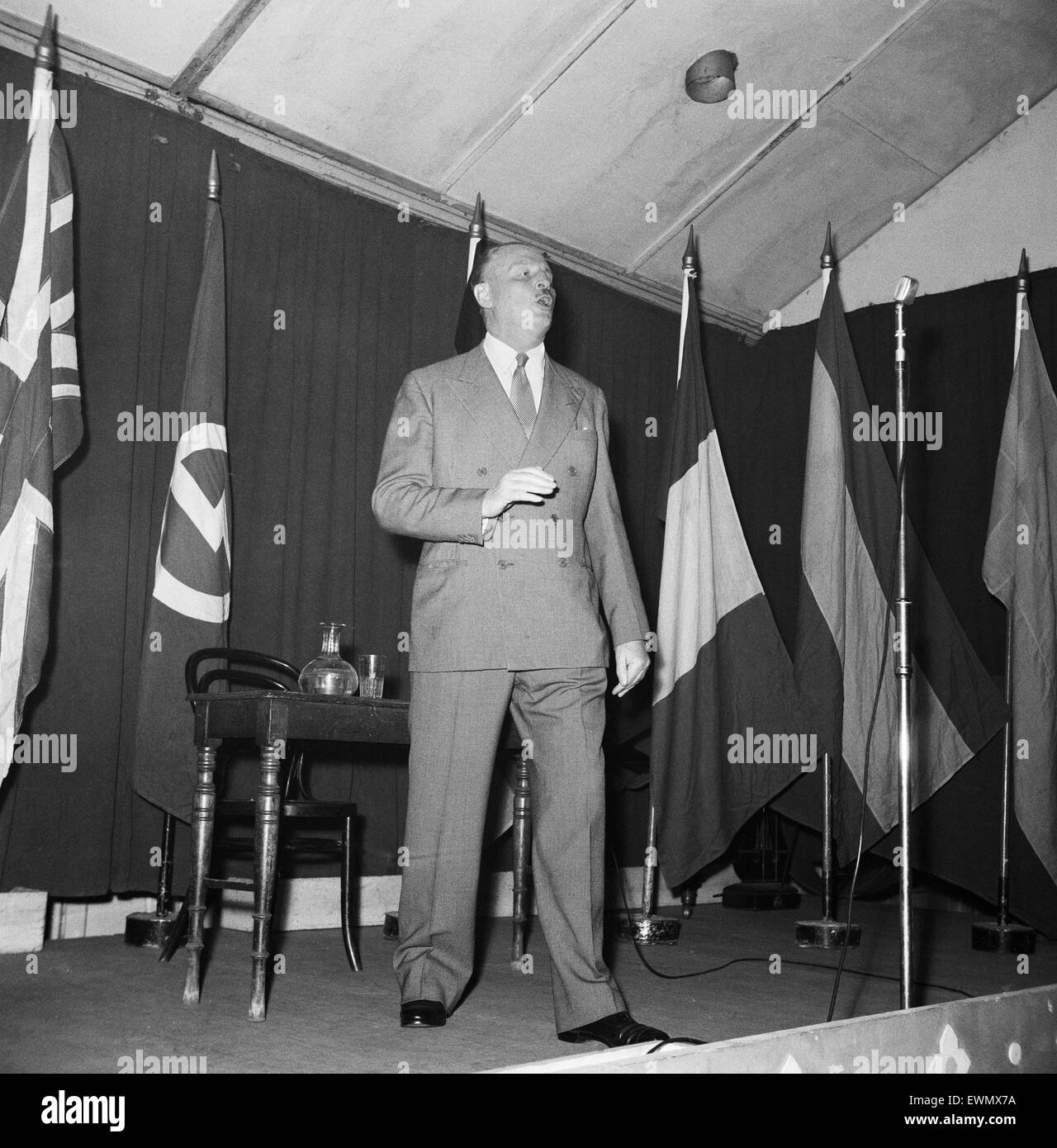 Sir Oswald Mosley Ernald, sesto Baronet (16 novembre 1896 - 3 dicembre 1980) era un politico inglese, noto soprattutto come il fondatore dell' Unione Britannica dei Fascisti (BUF). Egli è stato un membro del Parlamento per Harrow da 1918 a 1924, per Smethwick da Foto Stock